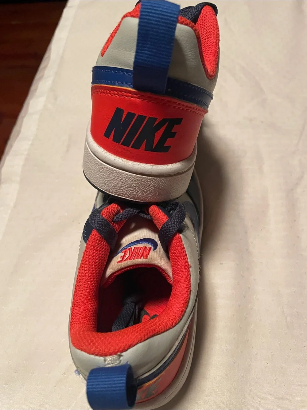 Nike Kids Low-Top Sneakers in White, Navy & Orange